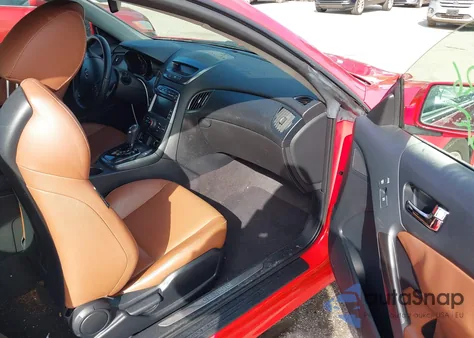 2012 Hyundai Genesis 3.8 Grand Touring z USA, uszkodzony, nr VIN KMHHU6KH8CU066494